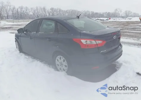 2012 Ford Focus Se из США, поврежденный, VIN 1FAHP3F20CL119037